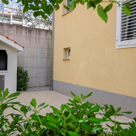 Apartment With Big And Free Private Parking Μακάρσκα Εξωτερικό φωτογραφία
